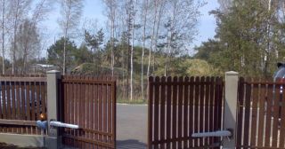 Купить распашные ворота из штакетника Вольск, цена от 2760 руб.